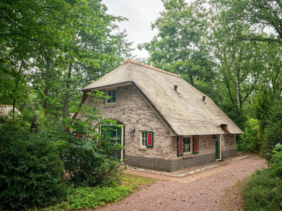 Landal Het Land Van Bartje Hotel Ees Exterior foto