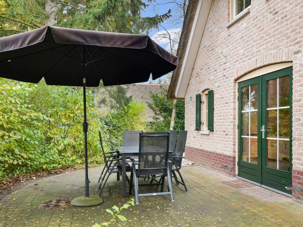 Landal Het Land Van Bartje Hotel Ees Exterior foto